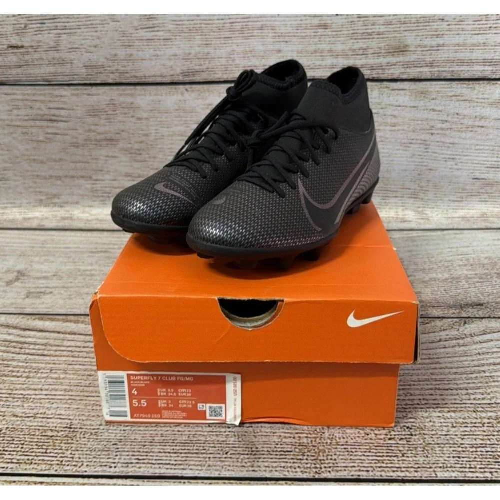 Nike Mercurial Superfly 7 Club FG/MG Black Soccer Cleats Size 4Y AT7949-010 NEW - Picture 2 of 10